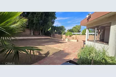 19957 Lorne, Winnetka, CA 91306 - Photo 7