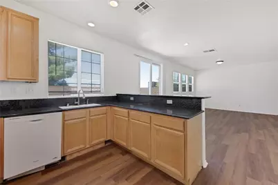 2109 Pearmain, Palmdale, CA 93551 - Photo 11