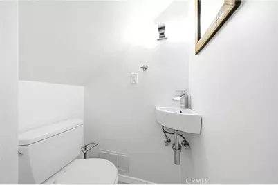 9624 Highland Gorge Drive, Beverly Hills, CA 90210 - Photo 23