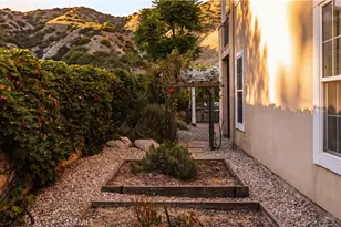 3519 Folkstone Ct, Burbank, CA 91504 - Photo 31