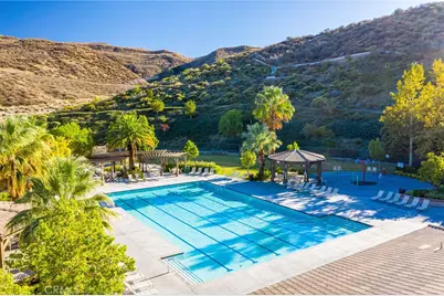 26920 Silverbell Lane, Canyon Country, CA 91387 - Photo 9