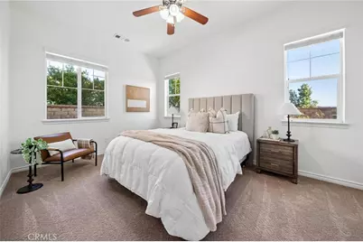 22384 Riverstream Court, Saugus, CA 91350 - Photo 33