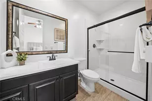 22384 Riverstream Ct, Saugus, CA 91350 - Photo 35