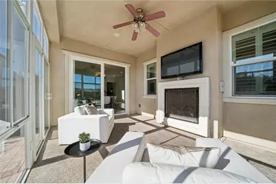 22384 Riverstream Court, Saugus, CA 91350 - Photo 23