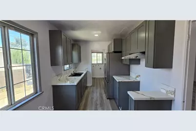 9646 Sandusky Avenue, Arleta, CA 91331 - Photo 5