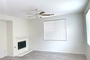 23823 Via Campana, Valencia, CA 91354 - Photo 3