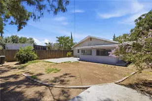 524 B St, Bakersfield, CA 93304 - Photo 49