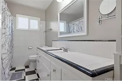 524 B Street, Bakersfield, CA 93304 - Photo 41