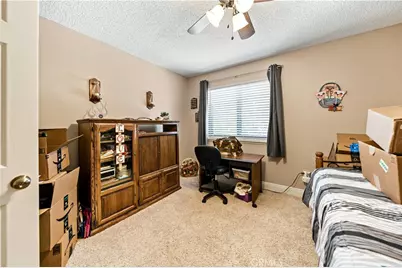 42301 Woodstone, Lancaster, CA 93536 - Photo 23