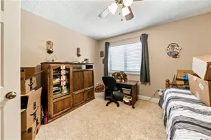 42301 Woodstone, Lancaster, CA 93536 - Photo 23