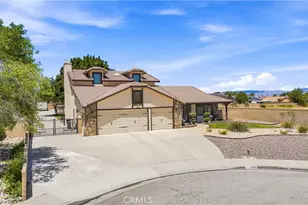 42301 Woodstone, Lancaster, CA 93536 - Photo 3