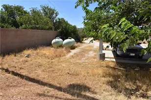 6293 Backus Rd, Mojave, CA 93501 - Photo 23