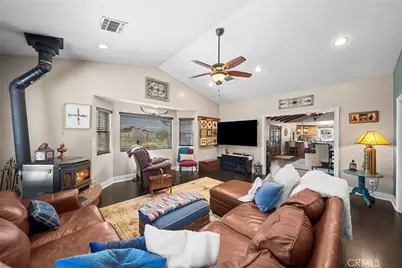 32935 Canyon Quail Trail, Agua Dulce, CA 91390 - Photo 17