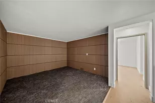 28379 Calex Dr, Valencia, CA 91354 - Photo 23