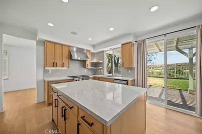 28379 Calex Dr, Valencia, CA 91354 - Photo 11