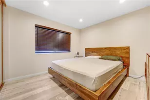 28038 Lakehurst, Canyon Country, CA 91351 - Photo 13
