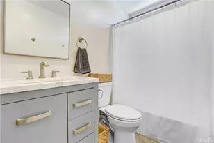 28038 Lakehurst, Canyon Country, CA 91351 - Photo 17