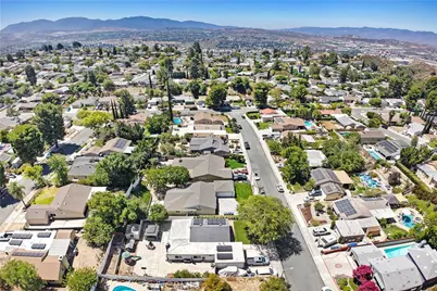 28038 Lakehurst, Canyon Country, CA 91351 - Photo 25