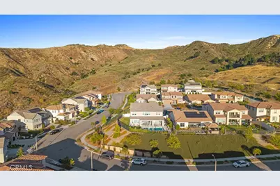 25015 Shady Birch Court, Santa Clarita, CA 91387 - Photo 59