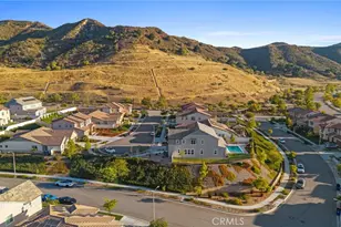 25015 Shady Birch Ct, Santa Clarita, CA 91387 - Photo 57