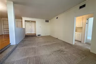 14144 Dickens, Sherman Oaks, CA 91423 - Photo 3