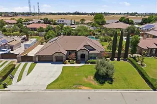 16349 Coastal Ct, Bakersfield, CA 93314 - Photo 7