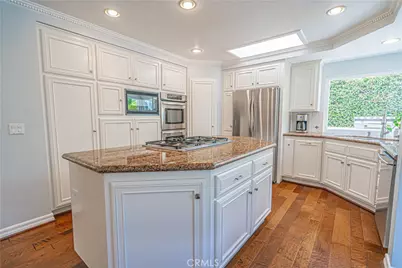 24307 Mornington, Valencia, CA 91355 - Photo 17