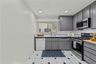6121 Shoup, Woodland Hills, CA 91367 - Photo 15