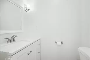 15029 Encanto Dr, Sherman Oaks, CA 91403 - Photo 11