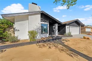 44934 Hanstead, Lancaster, CA 93535 - Photo 5