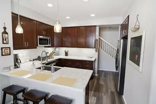 24212 Larkspur Ct, Valencia, CA 91354 - Photo 9
