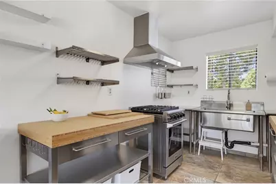10740 Woodley Avenue #3, Granada Hills, CA 91344 - Photo 11
