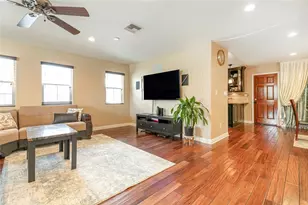 7129 Forbes Ave, Lake Balboa, CA 91406 - Photo 13