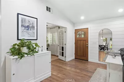24335 Jennifer Place, Newhall, CA 91321 - Photo 15