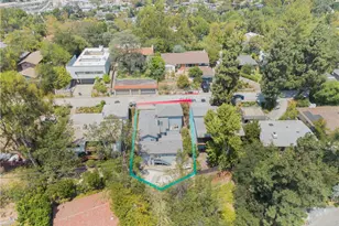 354 Tamarac Dr, Pasadena, CA 91105 - Photo 13
