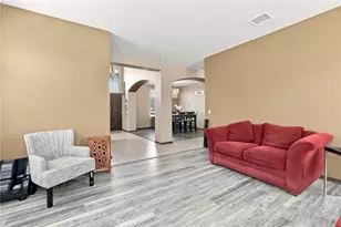 42103 Desert Hill Dr, Quartz Hill, CA 93536 - Photo 9