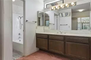 2852 Ian, Simi Valley, CA 93063 - Photo 31