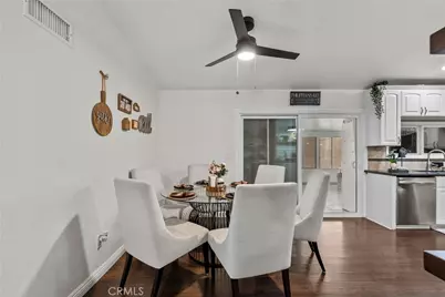 23026 Posada, Valencia, CA 91354 - Photo 5