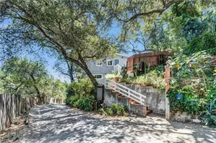 21936 Canon Dr, Topanga, CA 90290 - Photo 1