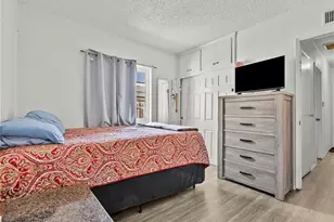 11924 Chadron Ave, San Fernando, CA 91340 - Photo 17