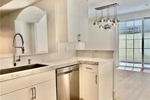1861 Veteran Ave, Los Angeles, CA 90025 - Photo 15