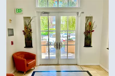 1861 Veteran Avenue #101, Westwood - Century City, CA 90025 - Photo 11