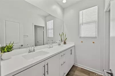 28507 Daybreak Way, Saugus, CA 91350 - Photo 43