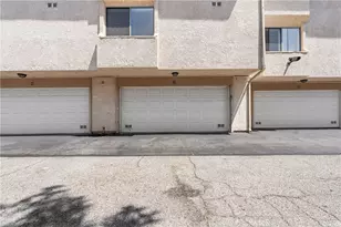 7137 Shoup, West Hills, CA 91307 - Photo 35