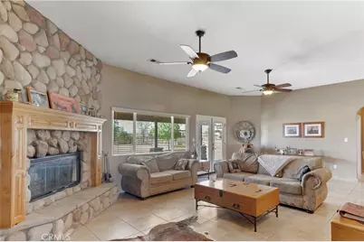 241 Vera Fern Drive, Bakersfield, CA 93308 - Photo 7