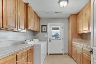 241 Vera Fern Dr, Bakersfield, CA 93308 - Photo 27