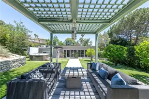 15514 High Knoll Rd, Encino, CA 91436 - Photo 25