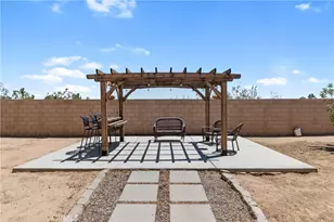 3106 Old Country, Rosamond, CA 93560 - Photo 5