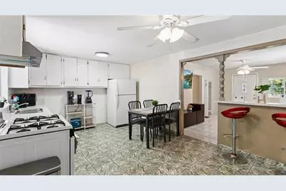 11532 Amboy, Los Angeles, CA 91340 - Photo 21