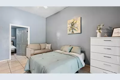 11532 Amboy, Los Angeles, CA 91340 - Photo 23
